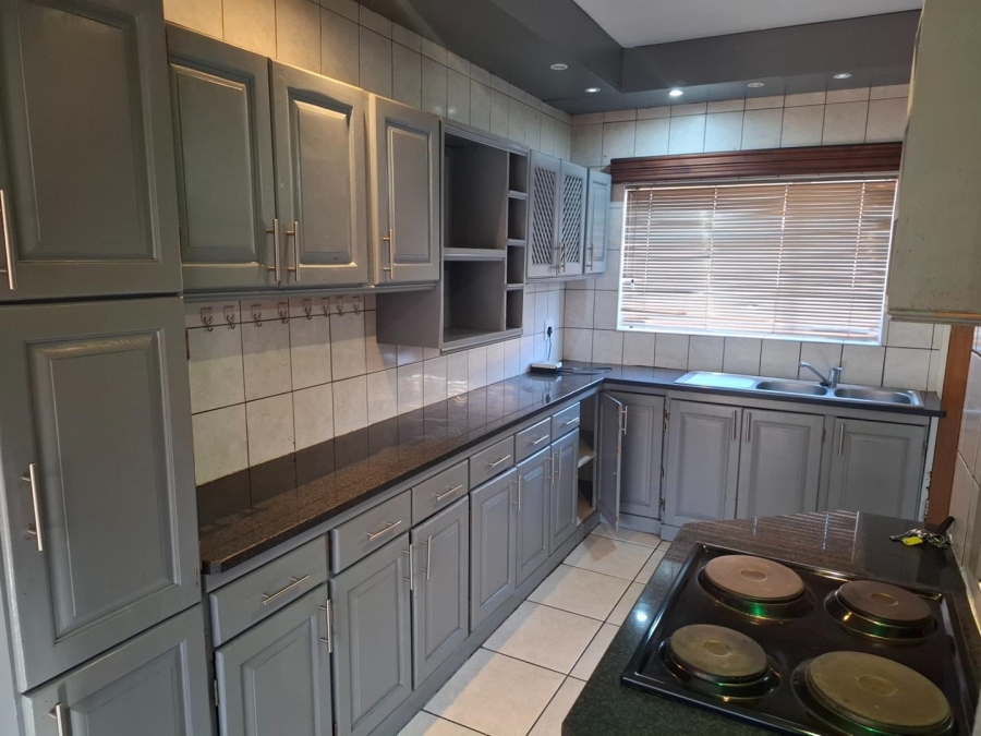3 Bedroom Property for Sale in Middelburg Central Mpumalanga