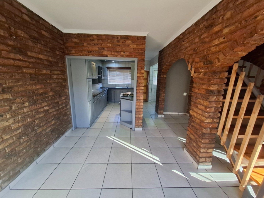 3 Bedroom Property for Sale in Middelburg Central Mpumalanga