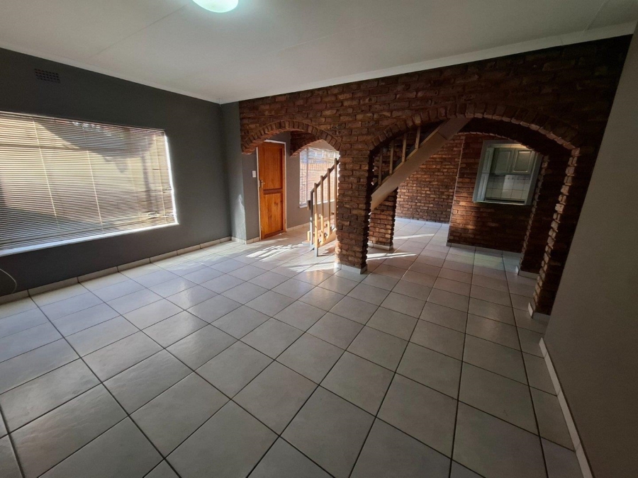 3 Bedroom Property for Sale in Middelburg Central Mpumalanga