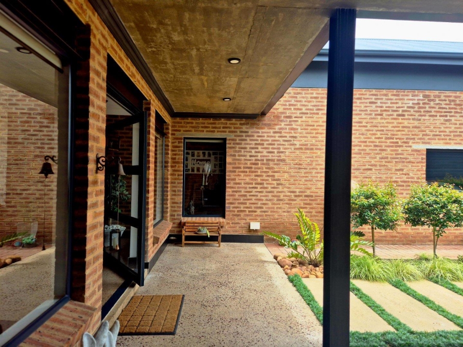 4 Bedroom Property for Sale in Glen Cullen Private Country Estate Mpumalanga
