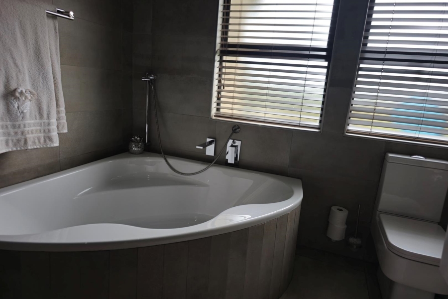 3 Bedroom Property for Sale in Roberts Estate Mpumalanga