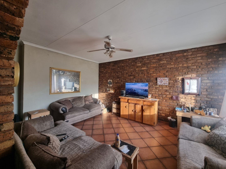 3 Bedroom Property for Sale in Middelburg Central Mpumalanga