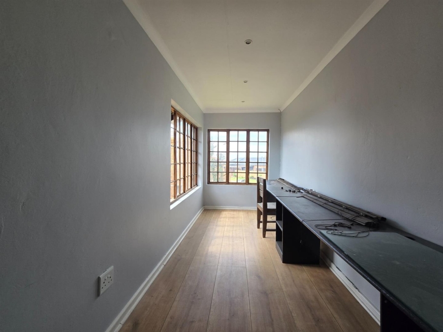 3 Bedroom Property for Sale in Aerorand Mpumalanga