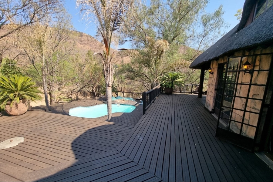 4 Bedroom Property for Sale in Presidentsrus Mpumalanga