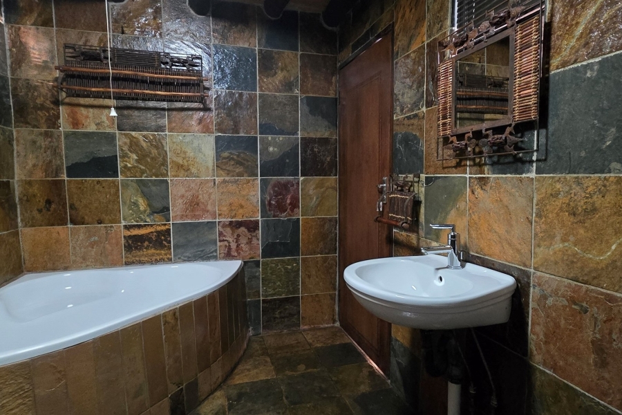 4 Bedroom Property for Sale in Presidentsrus Mpumalanga