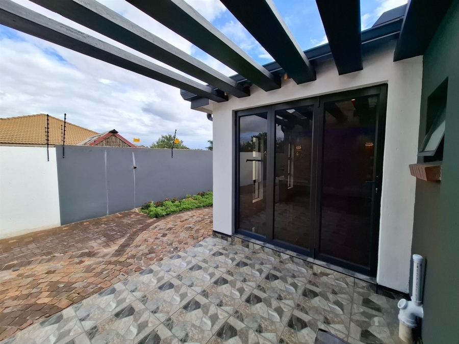 4 Bedroom Property for Sale in Aerorand Mpumalanga