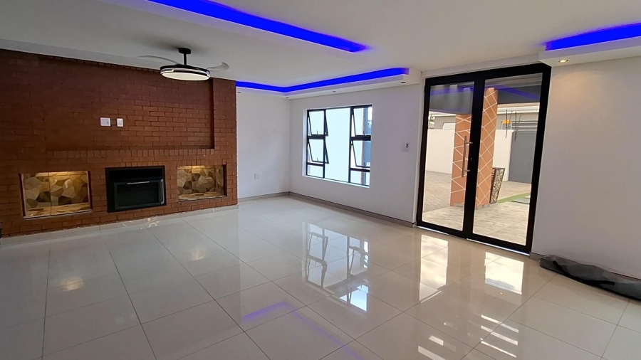 4 Bedroom Property for Sale in Aerorand Mpumalanga