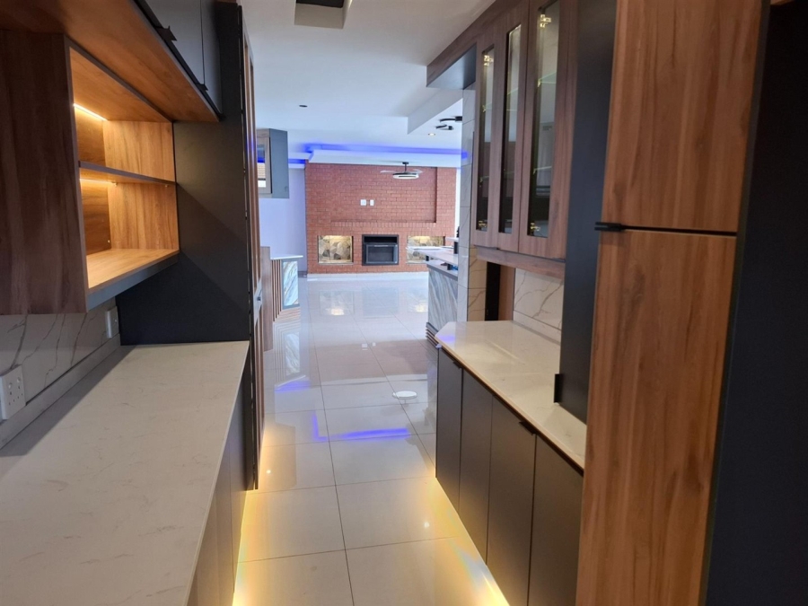 4 Bedroom Property for Sale in Aerorand Mpumalanga