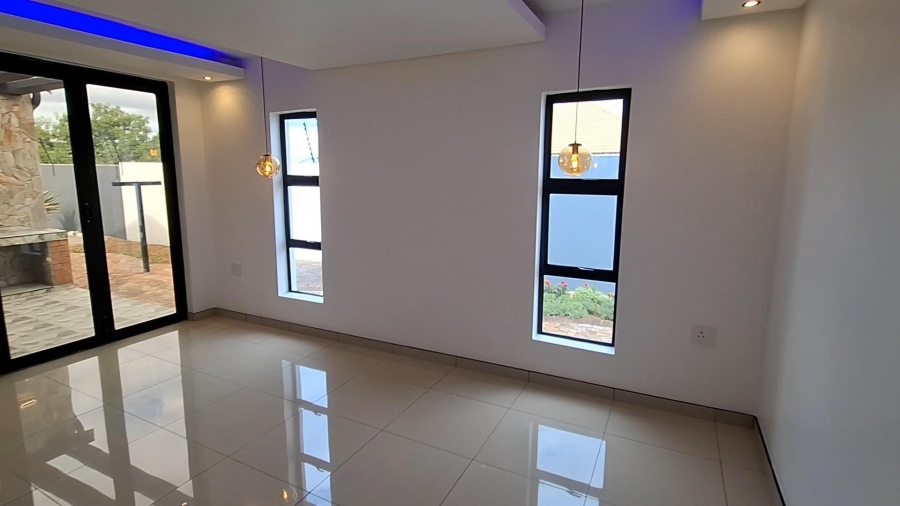 4 Bedroom Property for Sale in Aerorand Mpumalanga