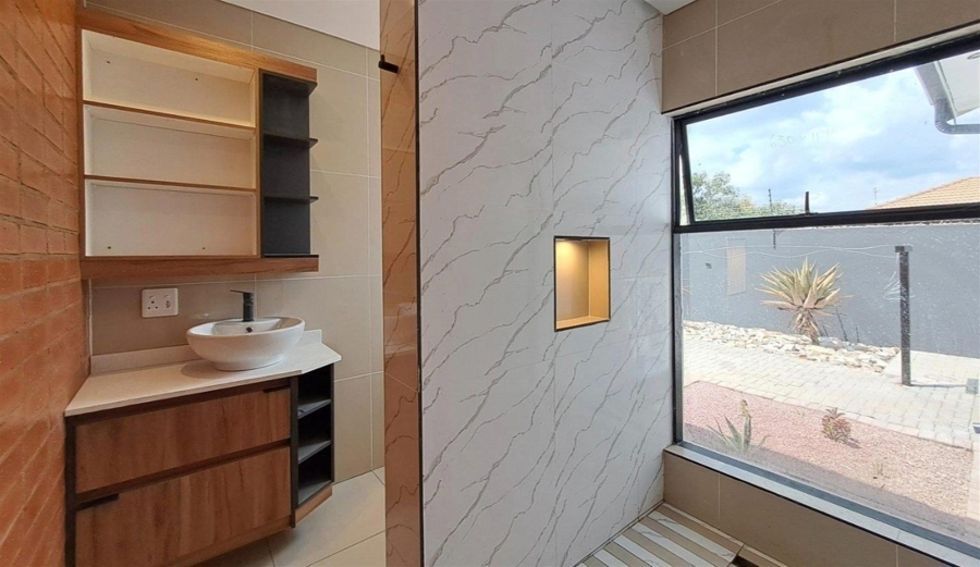 4 Bedroom Property for Sale in Aerorand Mpumalanga