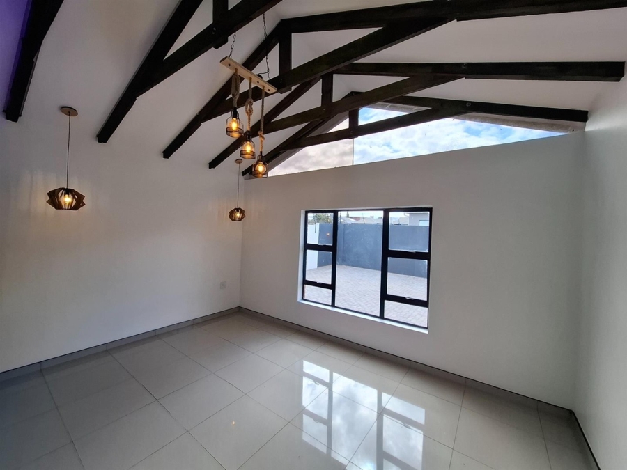 4 Bedroom Property for Sale in Aerorand Mpumalanga