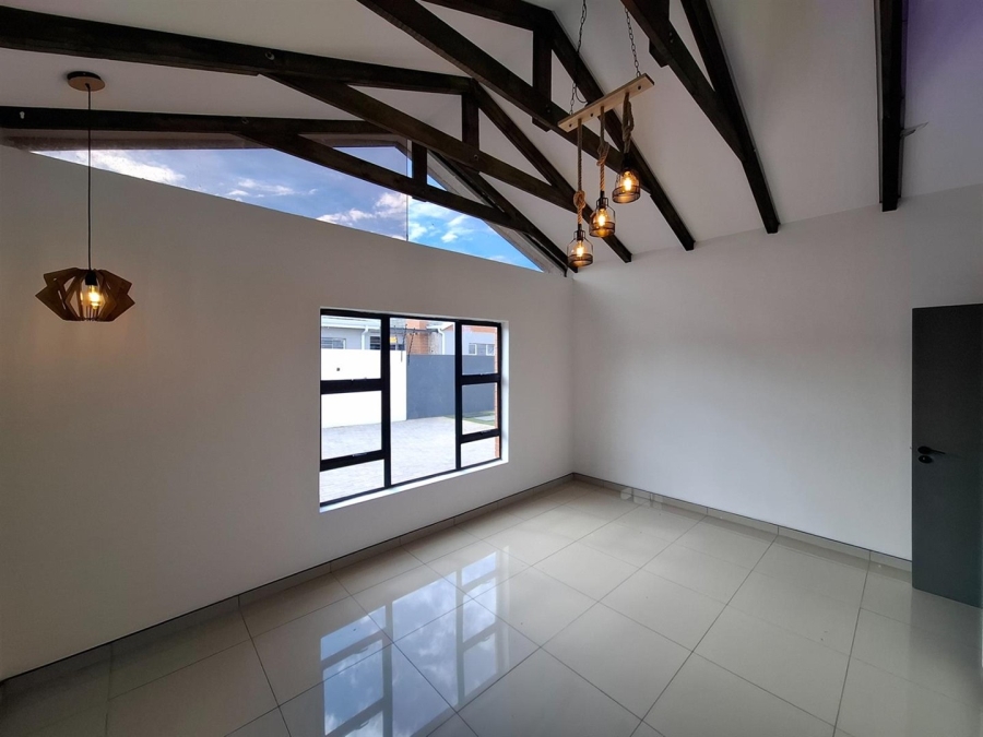 4 Bedroom Property for Sale in Aerorand Mpumalanga
