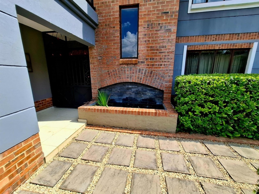 5 Bedroom Property for Sale in Middelburg Central Mpumalanga