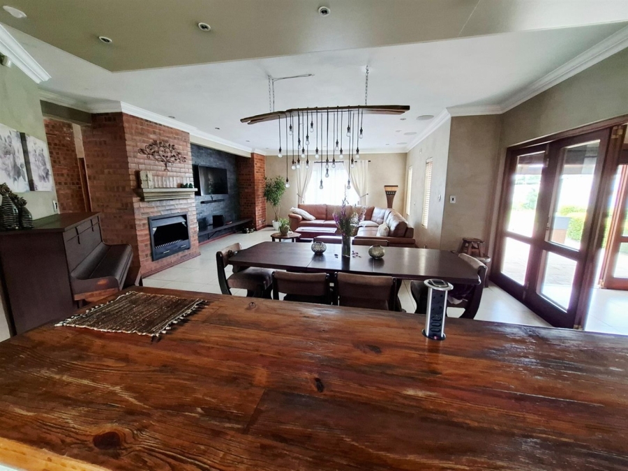 5 Bedroom Property for Sale in Middelburg Central Mpumalanga