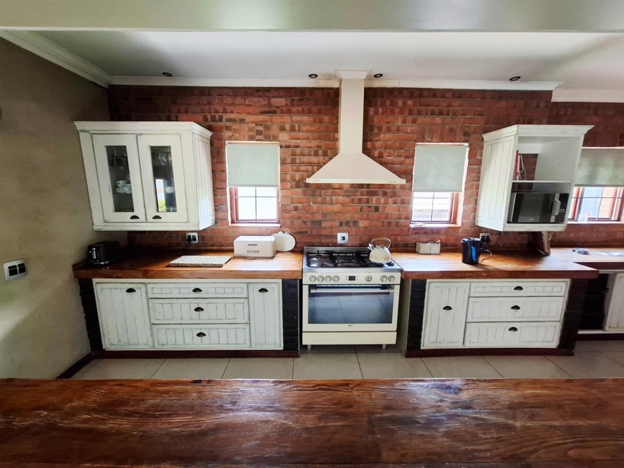 5 Bedroom Property for Sale in Middelburg Central Mpumalanga