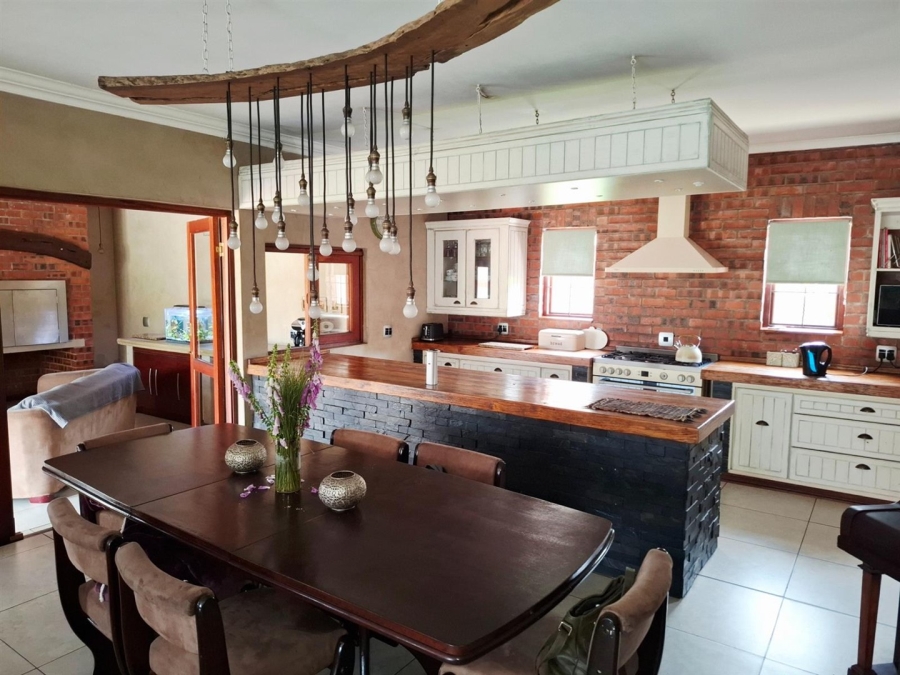 5 Bedroom Property for Sale in Middelburg Central Mpumalanga
