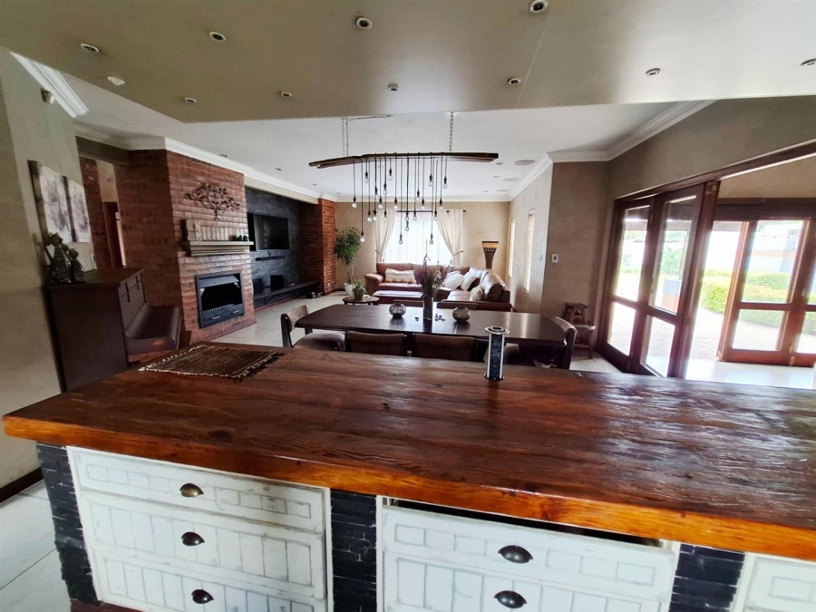 5 Bedroom Property for Sale in Middelburg Central Mpumalanga