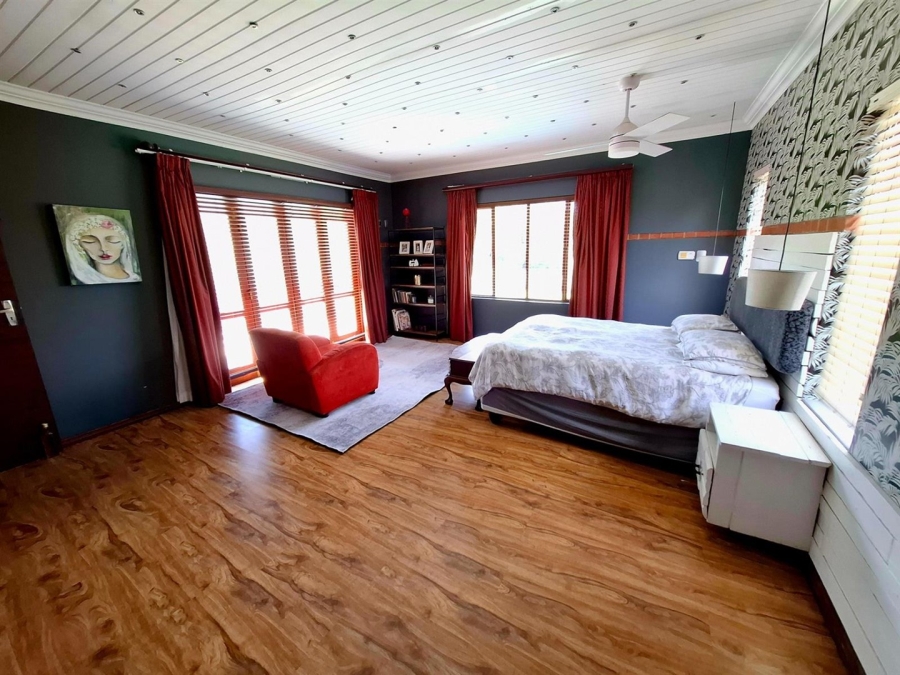 5 Bedroom Property for Sale in Middelburg Central Mpumalanga