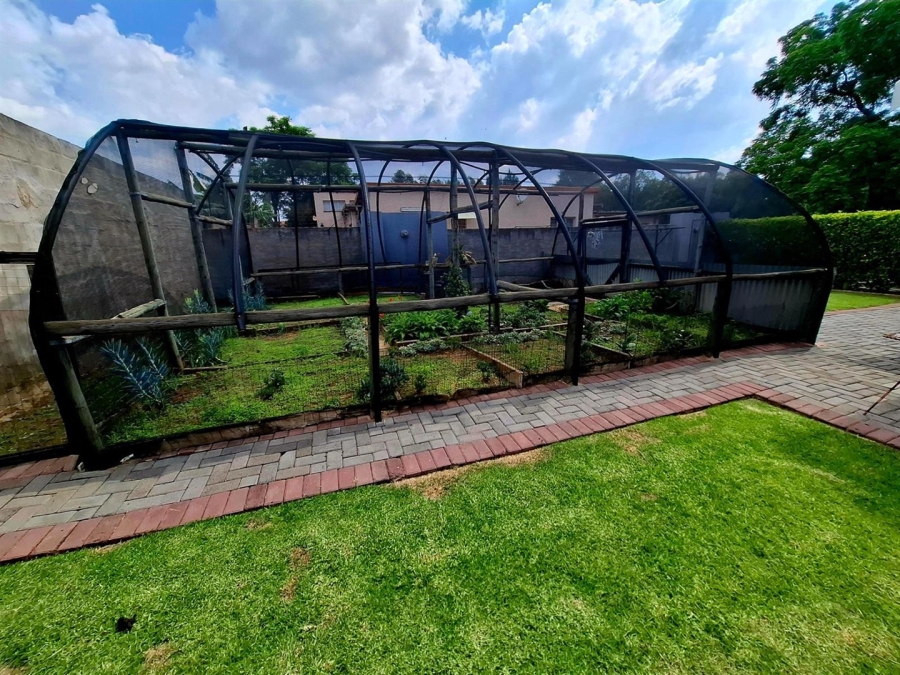 5 Bedroom Property for Sale in Middelburg Central Mpumalanga