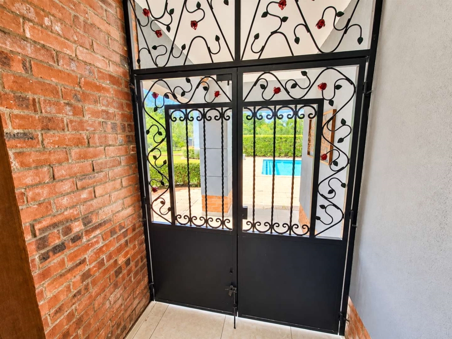 5 Bedroom Property for Sale in Middelburg Central Mpumalanga