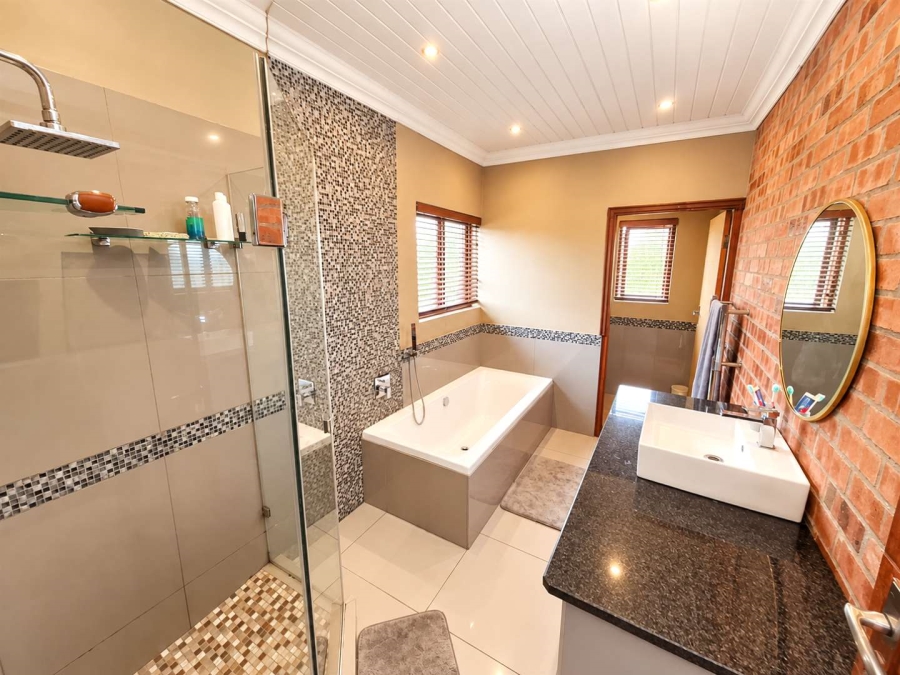 5 Bedroom Property for Sale in Middelburg Central Mpumalanga