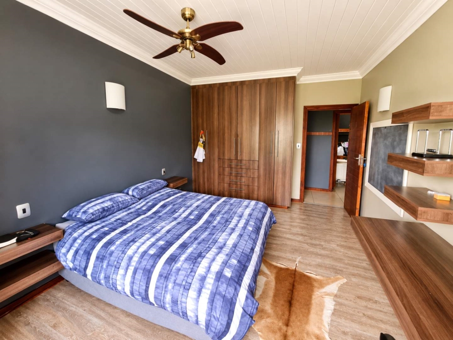 5 Bedroom Property for Sale in Middelburg Central Mpumalanga