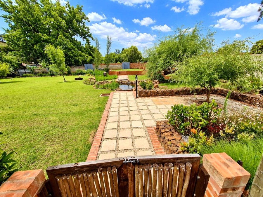 5 Bedroom Property for Sale in Middelburg Central Mpumalanga