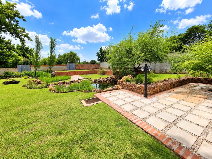 5 Bedroom Property for Sale in Middelburg Central Mpumalanga