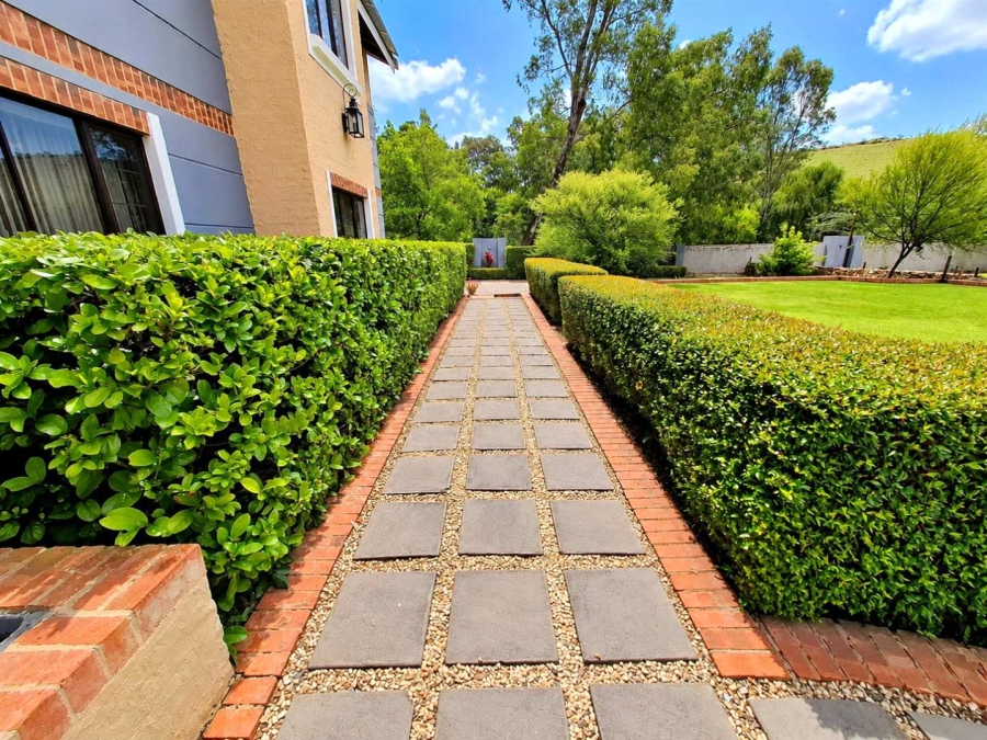 5 Bedroom Property for Sale in Middelburg Central Mpumalanga