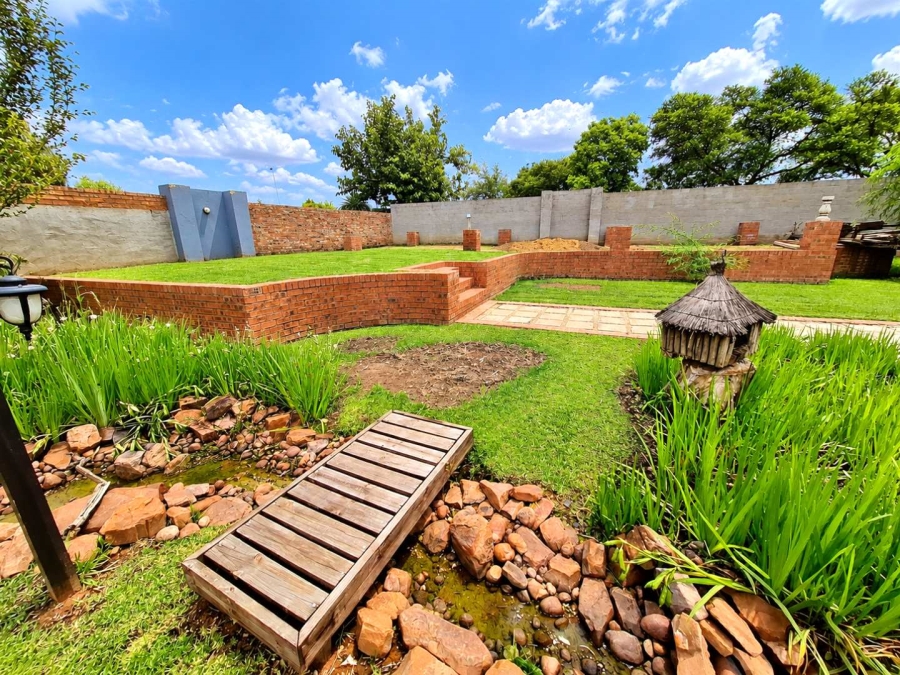 5 Bedroom Property for Sale in Middelburg Central Mpumalanga