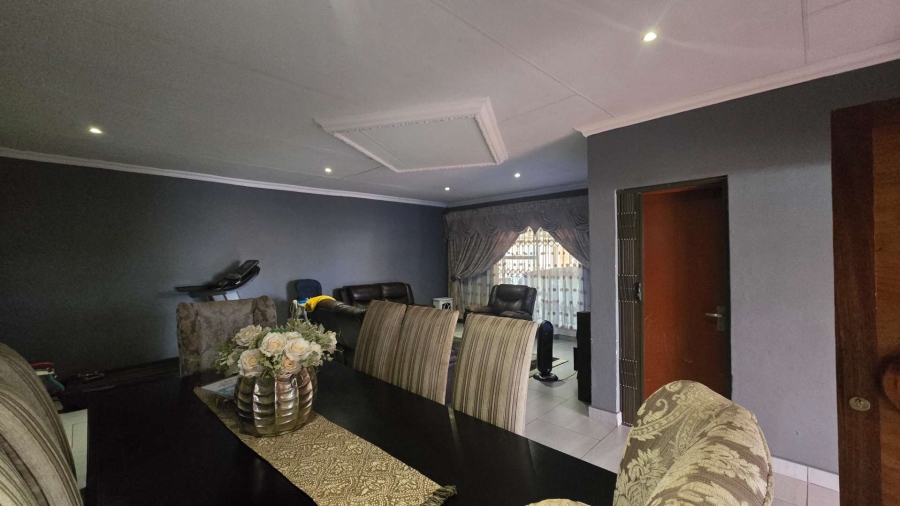 4 Bedroom Property for Sale in Aerorand Mpumalanga