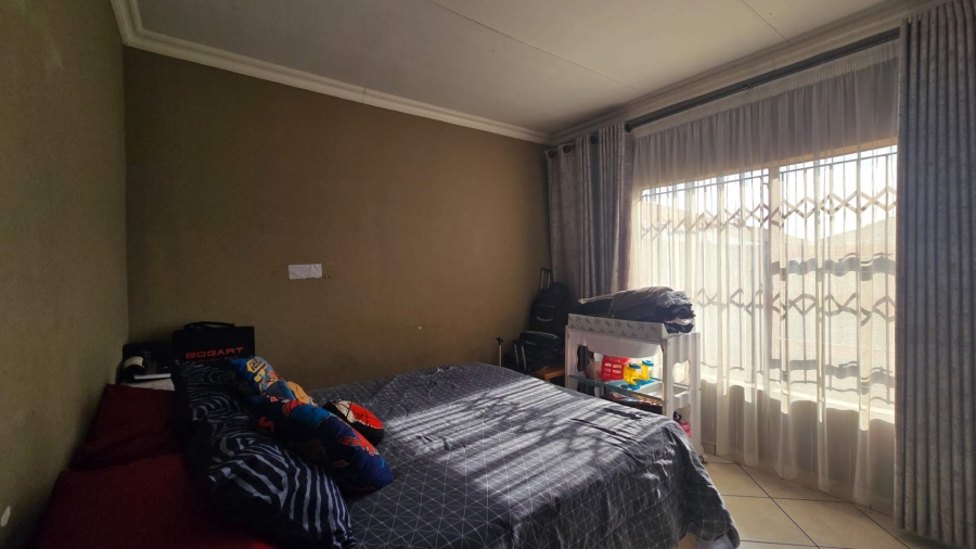 4 Bedroom Property for Sale in Aerorand Mpumalanga