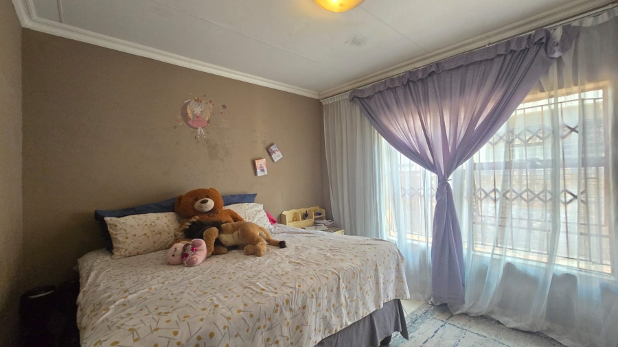 4 Bedroom Property for Sale in Aerorand Mpumalanga