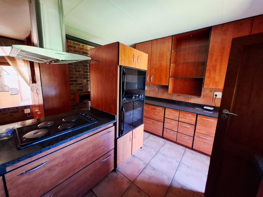 5 Bedroom Property for Sale in Aerorand Mpumalanga