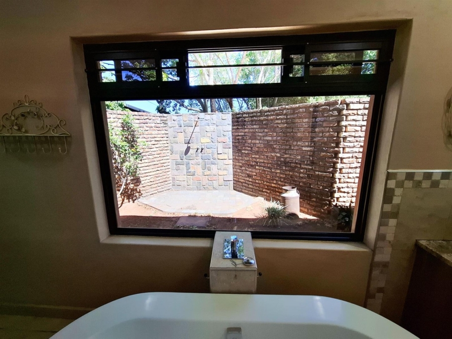 5 Bedroom Property for Sale in Aerorand Mpumalanga