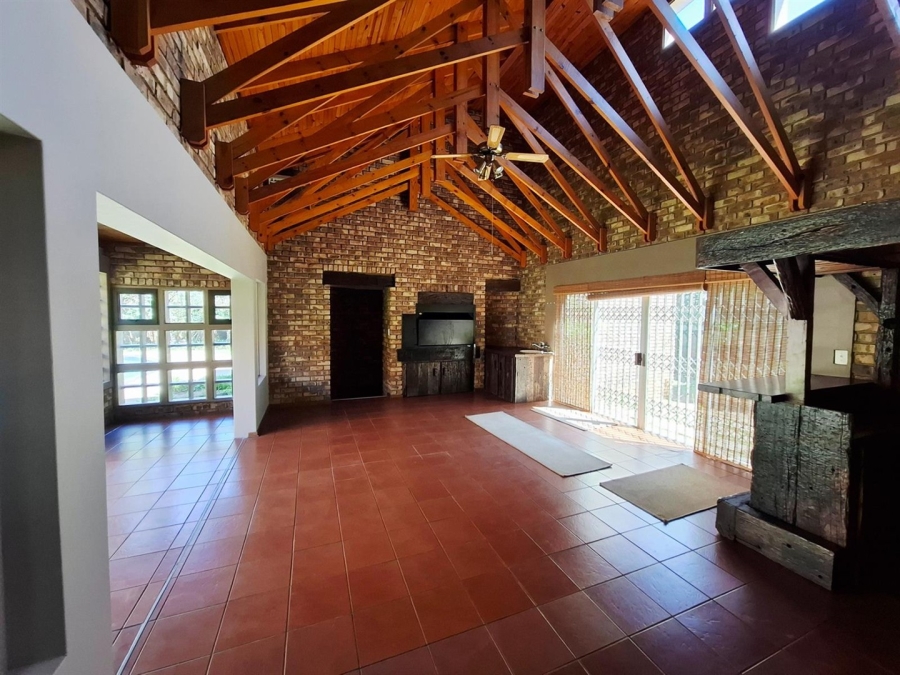 5 Bedroom Property for Sale in Aerorand Mpumalanga