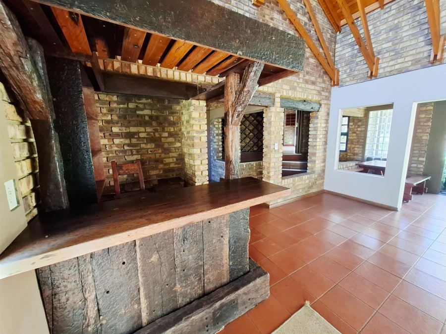 5 Bedroom Property for Sale in Aerorand Mpumalanga