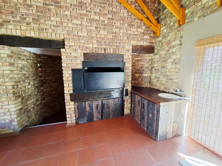 5 Bedroom Property for Sale in Aerorand Mpumalanga