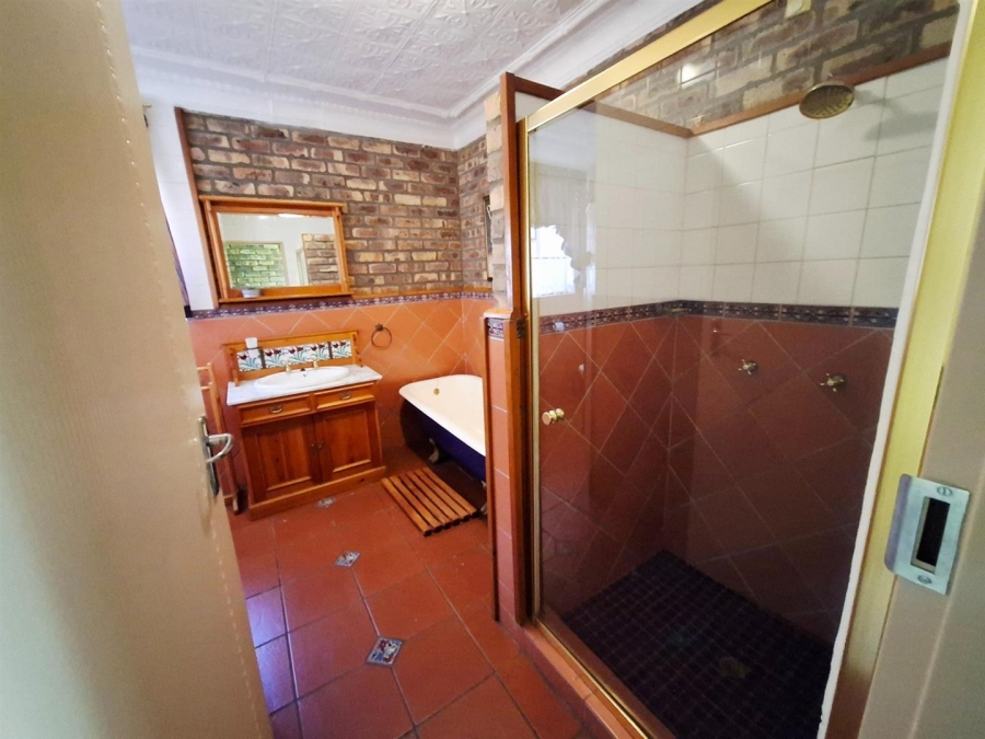 5 Bedroom Property for Sale in Aerorand Mpumalanga