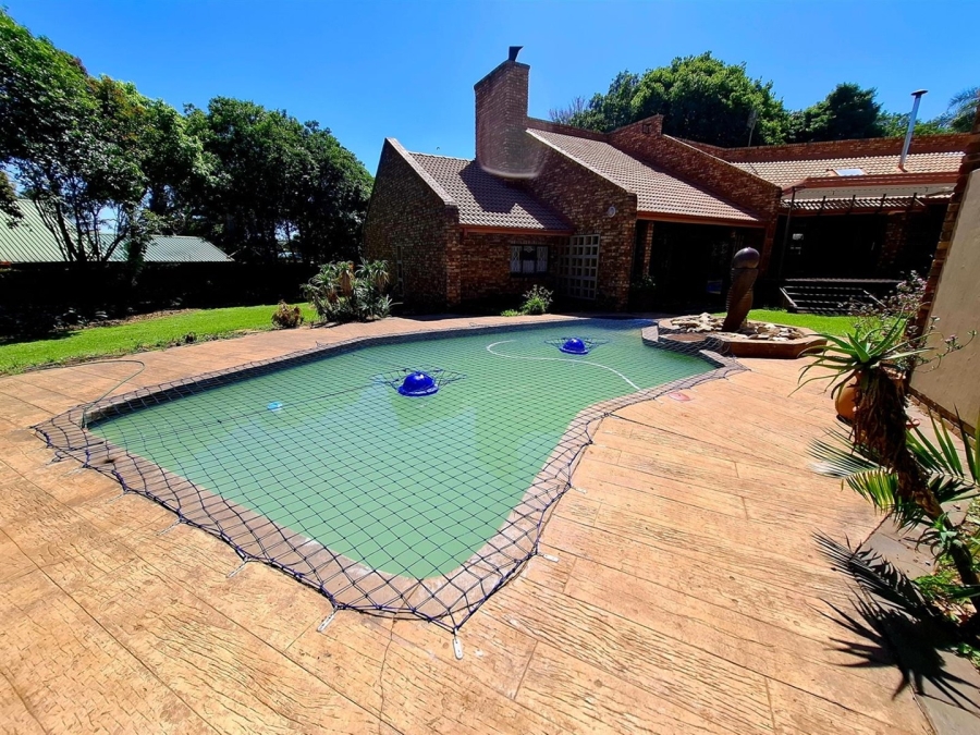 5 Bedroom Property for Sale in Aerorand Mpumalanga