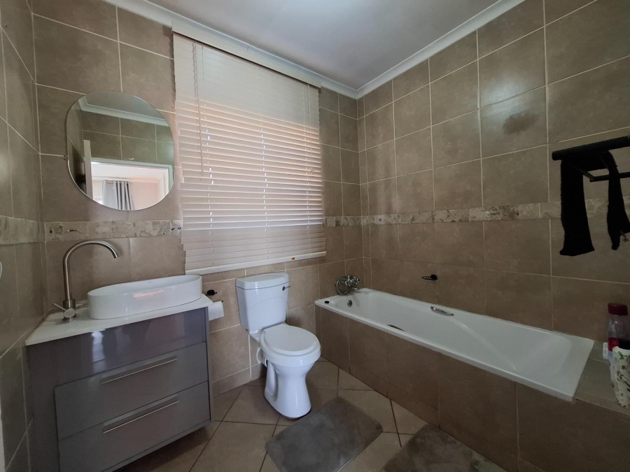 2 Bedroom Property for Sale in Aerorand Mpumalanga