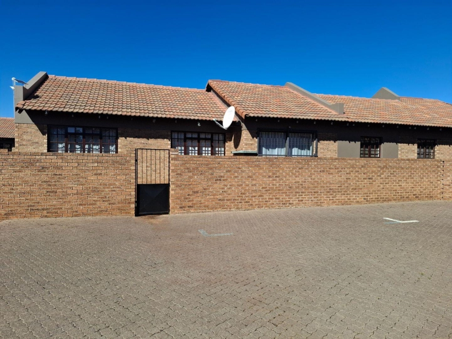 2 Bedroom Property for Sale in Aerorand Mpumalanga