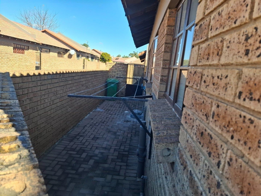 2 Bedroom Property for Sale in Aerorand Mpumalanga