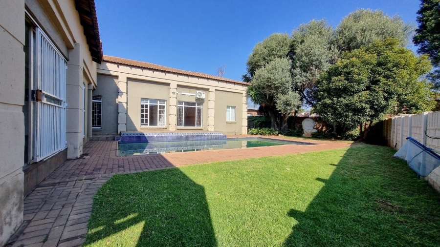 4 Bedroom Property for Sale in Aerorand Mpumalanga