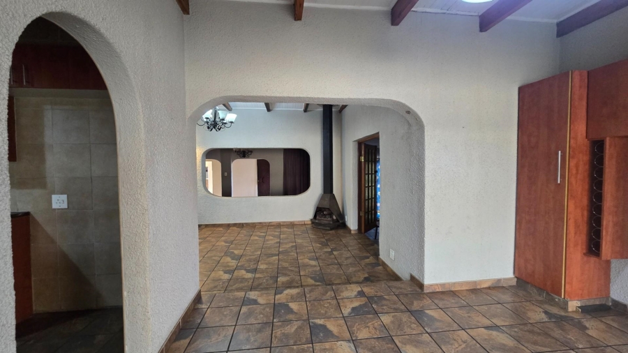 4 Bedroom Property for Sale in Aerorand Mpumalanga