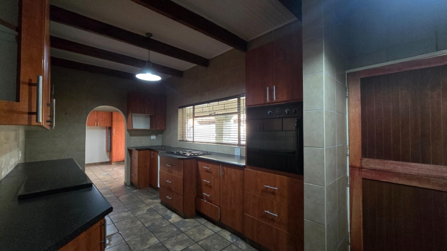 4 Bedroom Property for Sale in Aerorand Mpumalanga