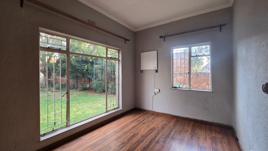 4 Bedroom Property for Sale in Aerorand Mpumalanga
