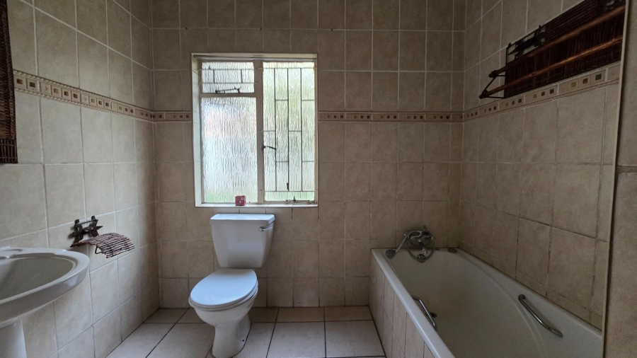 4 Bedroom Property for Sale in Aerorand Mpumalanga