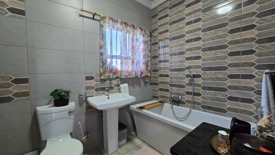 3 Bedroom Property for Sale in Dennesig Mpumalanga