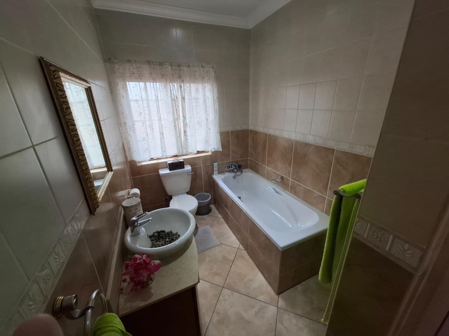 4 Bedroom Property for Sale in Aerorand Mpumalanga
